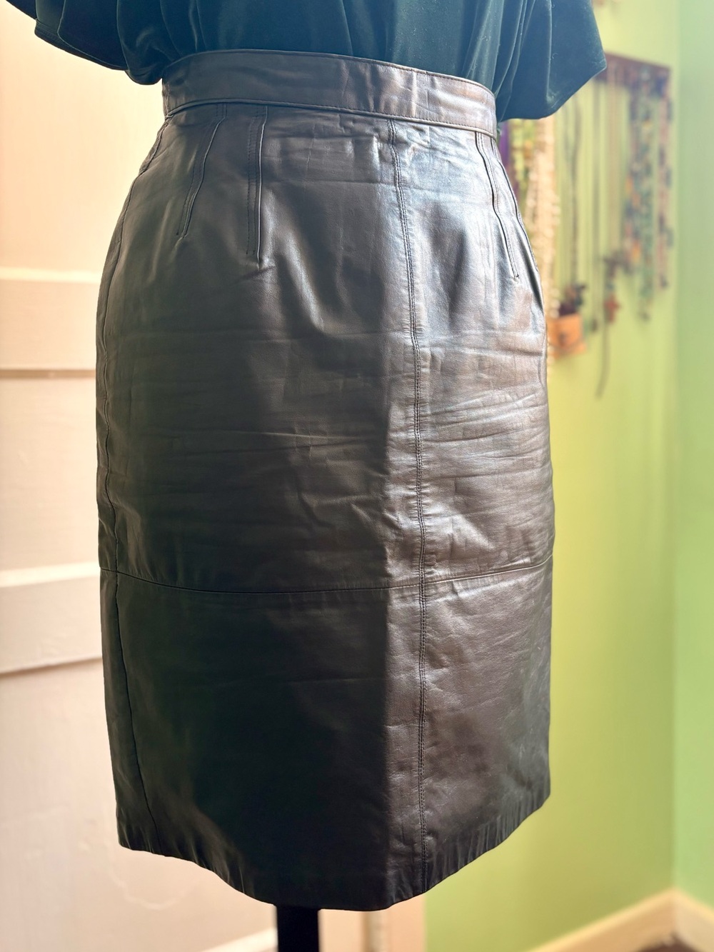 Sexy Classic Black Nappa Leather Midi Pencil Skirt